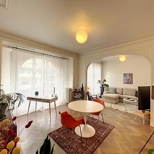 Cosy - Champ De Mars , Brussel België